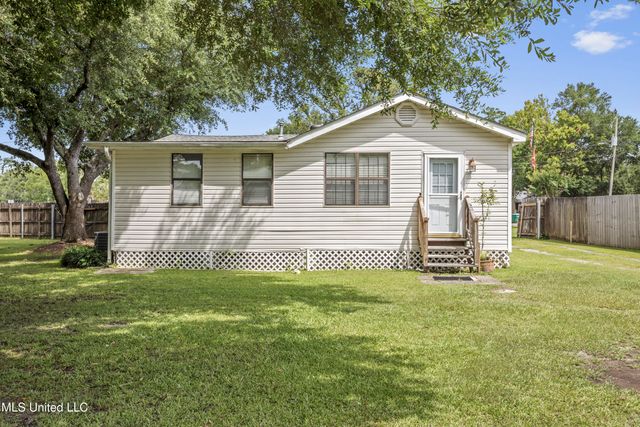 3911 Belmede Drive, Gulfport, MS 39507