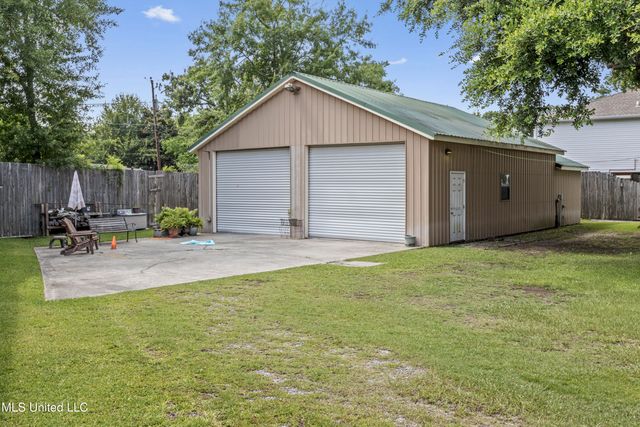 3911 Belmede Drive, Gulfport, MS 39507
