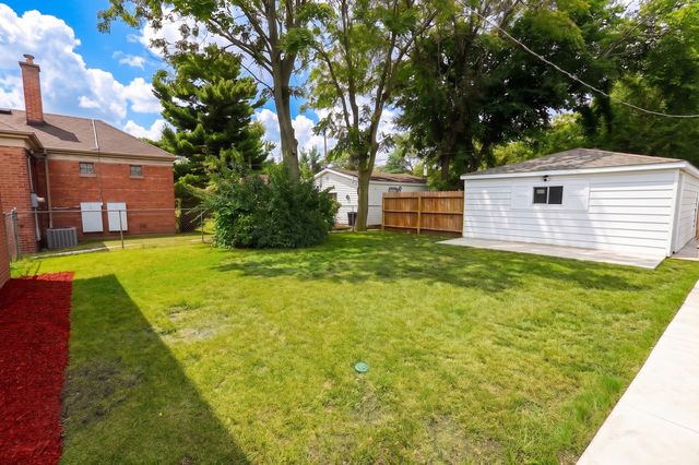 8821 S Eggleston Avenue, Chicago, IL 60620