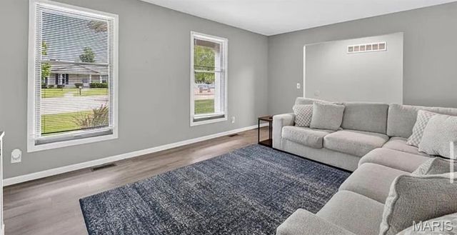 2 Country Farm Boulevard, St Peters, MO 63376