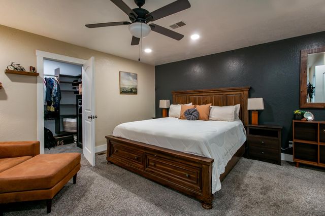 5068 Loch Leven Dr, Pollock Pines, CA 95726