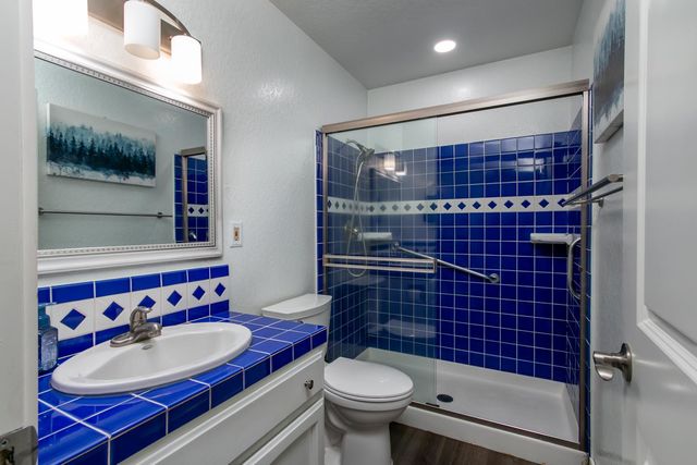 5068 Loch Leven Dr, Pollock Pines, CA 95726