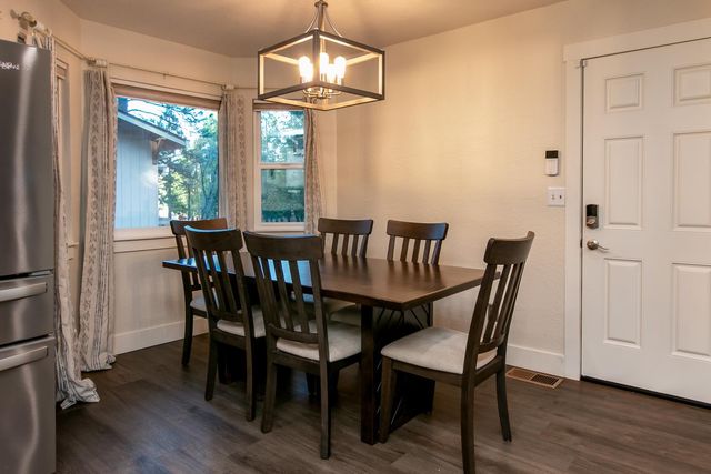 5068 Loch Leven Dr, Pollock Pines, CA 95726