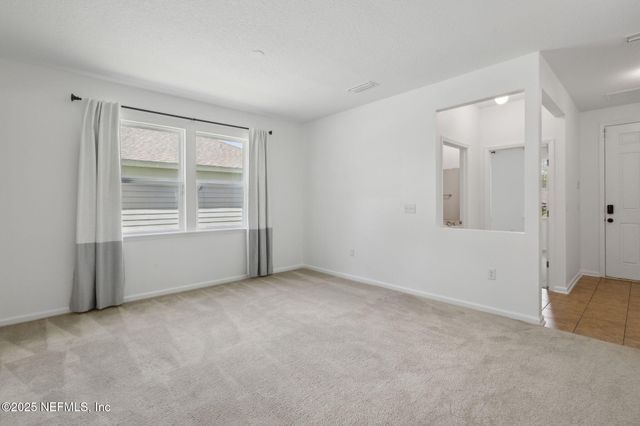 5102 OAK BEND Avenue, Jacksonville, FL 32257