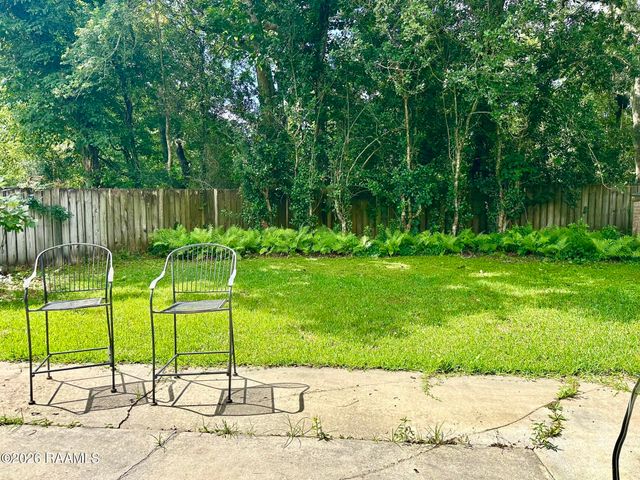 112 Cheshire Circle, Lafayette, LA 70506