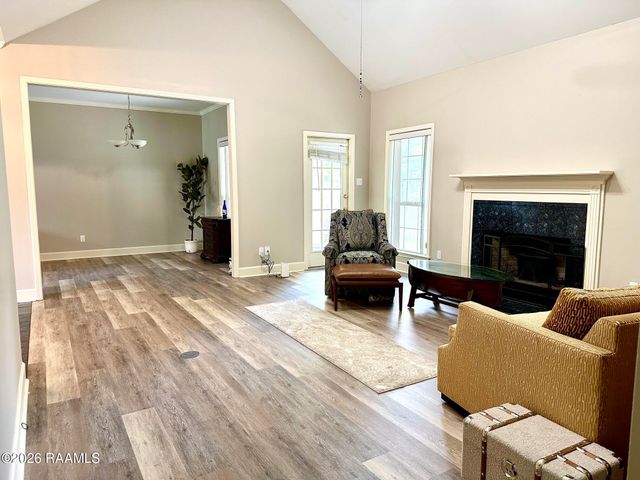 112 Cheshire Circle, Lafayette, LA 70506