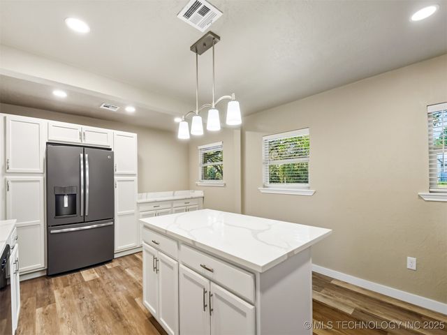 243 Orchard, Lone Grove, OK 73443