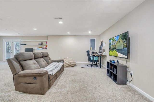 1425 Virginia Ridge DR, Hardy, VA 24101
