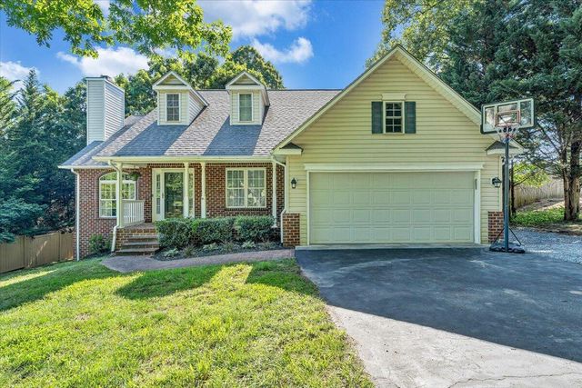 1425 Virginia Ridge DR, Hardy, VA 24101