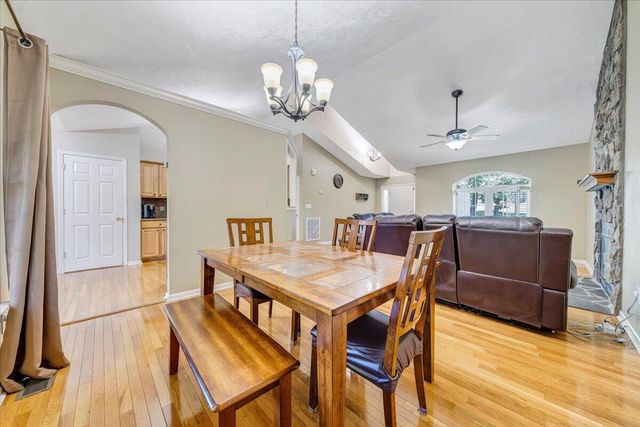 1425 Virginia Ridge DR, Hardy, VA 24101
