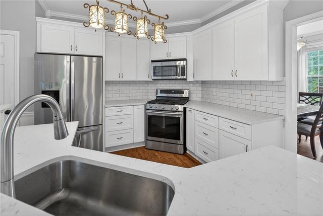 3225 Chippewa Run NW, Kennesaw, GA 30152