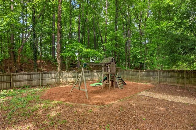 3225 Chippewa Run NW, Kennesaw, GA 30152