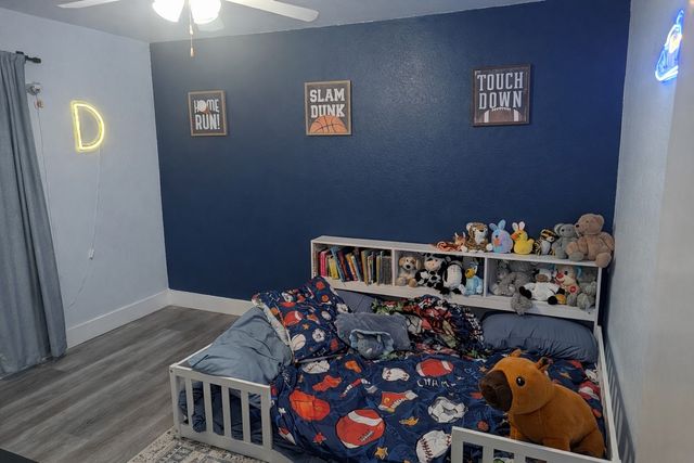 211 W Mcafee Drive, Mabank, TX 75147