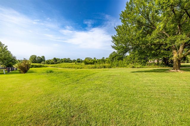 8542 Spring Creek Lane, Claremore, OK 74019
