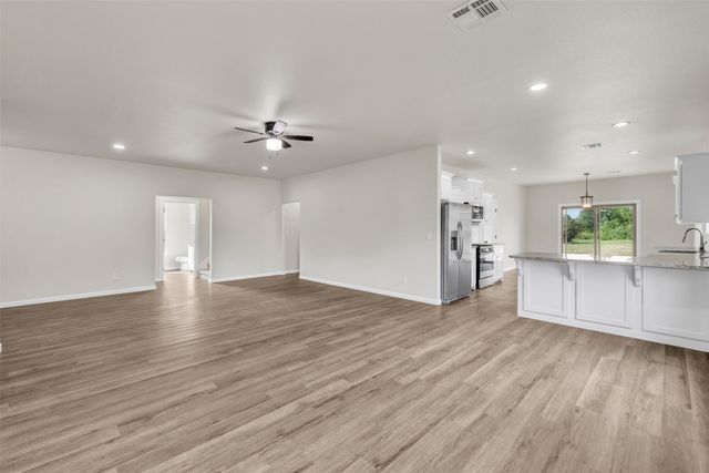 8542 Spring Creek Lane, Claremore, OK 74019