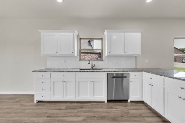 8542 Spring Creek Lane, Claremore, OK 74019