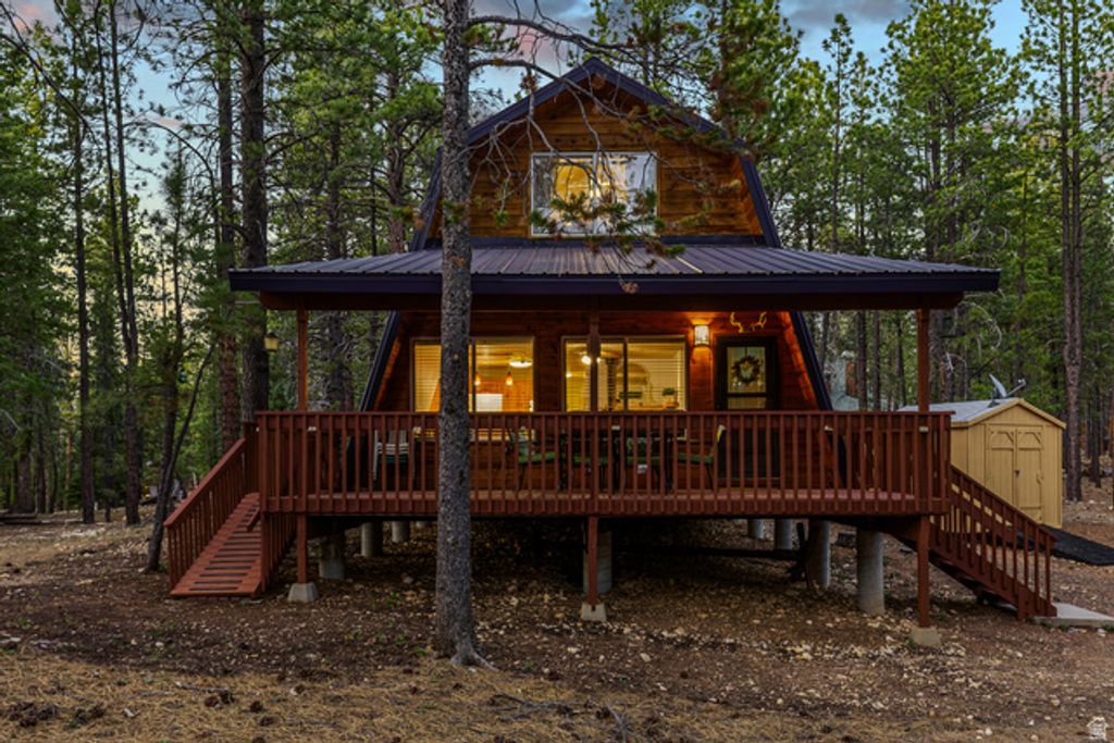 Image 1 of property listing at 1250 N PIUTE DR, Kanab, UT 84741