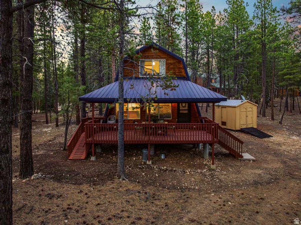 Image 28 of property listing at 1250 N PIUTE DR, Kanab, UT 84741