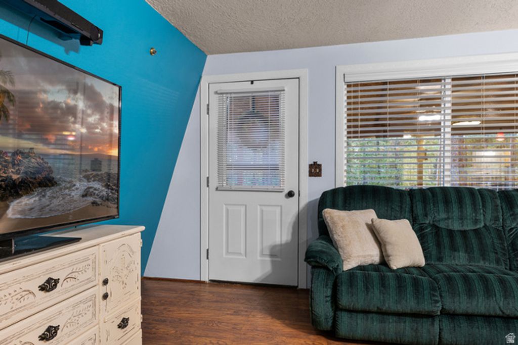 Image 9 of property listing at 1250 N PIUTE DR, Kanab, UT 84741