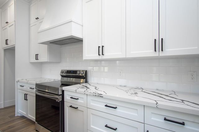 11037 Bois D Arc Street, La Porte, TX 77571