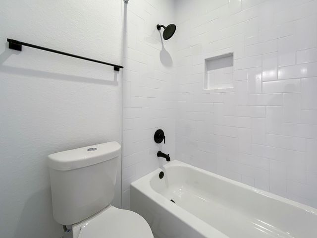 11037 Bois D Arc Street, La Porte, TX 77571