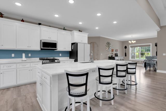 1469 Ledford Mill Rd, Tullahoma, TN 37388