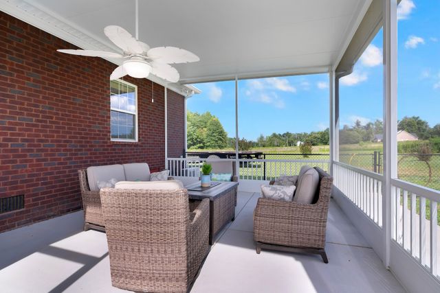 1469 Ledford Mill Rd, Tullahoma, TN 37388