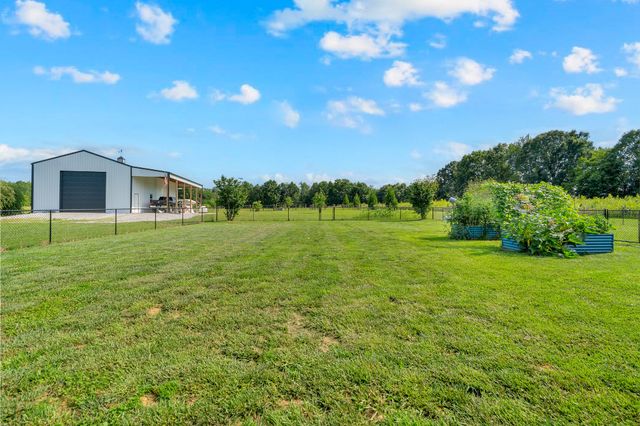 1469 Ledford Mill Rd, Tullahoma, TN 37388