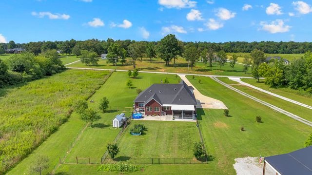 1469 Ledford Mill Rd, Tullahoma, TN 37388
