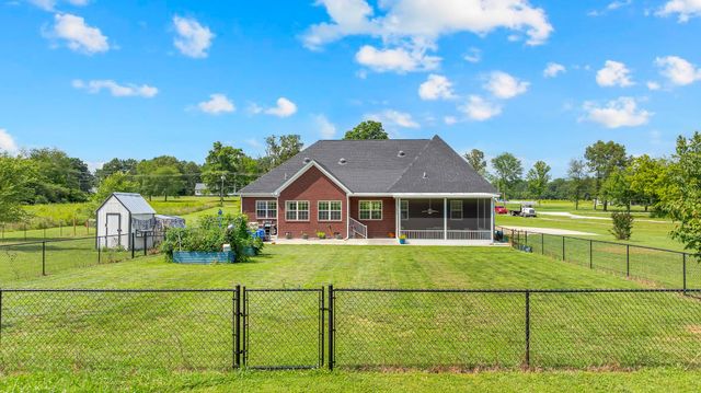 1469 Ledford Mill Rd, Tullahoma, TN 37388