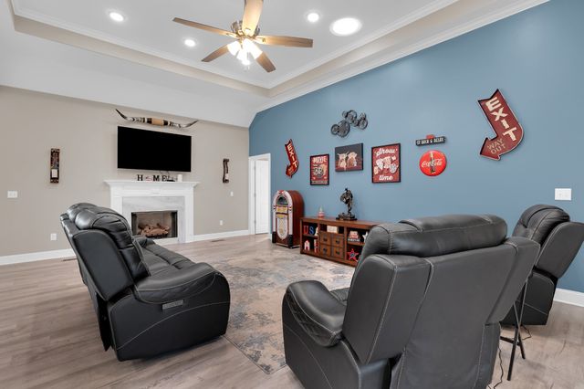 1469 Ledford Mill Rd, Tullahoma, TN 37388