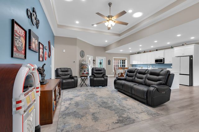 1469 Ledford Mill Rd, Tullahoma, TN 37388