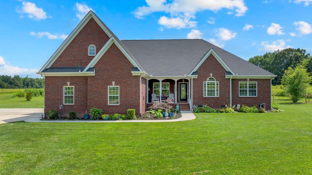 1469 Ledford Mill Rd, Tullahoma, TN 37388