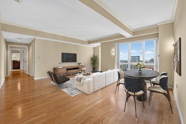 1 Nassau 1607, Boston, MA 02111