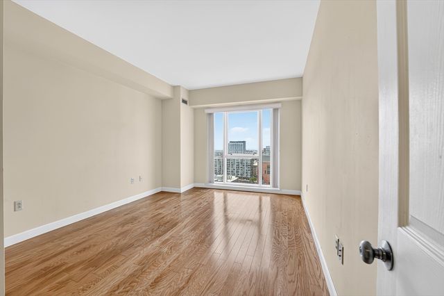 1 Nassau 1607, Boston, MA 02111