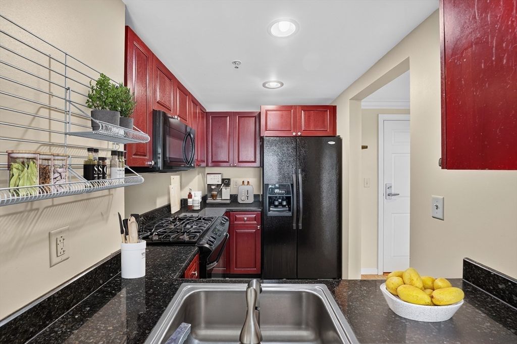 1 Nassau 1607, Boston, MA 02111