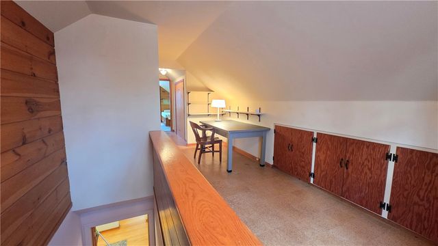 61 Villewood Drive, Greece, NY 14616