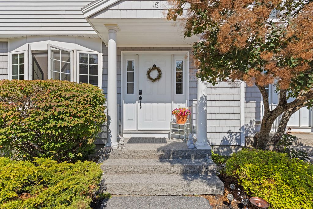 60 Gary L Maietta Parkway 18, South Portland, ME 04106 — photo 2