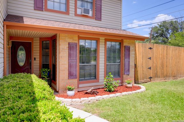 4431 PEBBLE HL, San Antonio, TX 78217