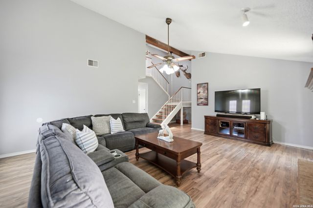 4431 PEBBLE HL, San Antonio, TX 78217