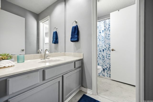 4431 PEBBLE HL, San Antonio, TX 78217
