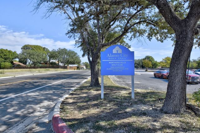 4431 PEBBLE HL, San Antonio, TX 78217