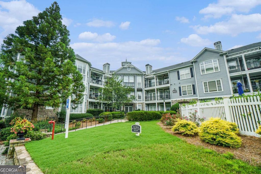 4100 Paces Walk SE 1303, Atlanta, GA 30339