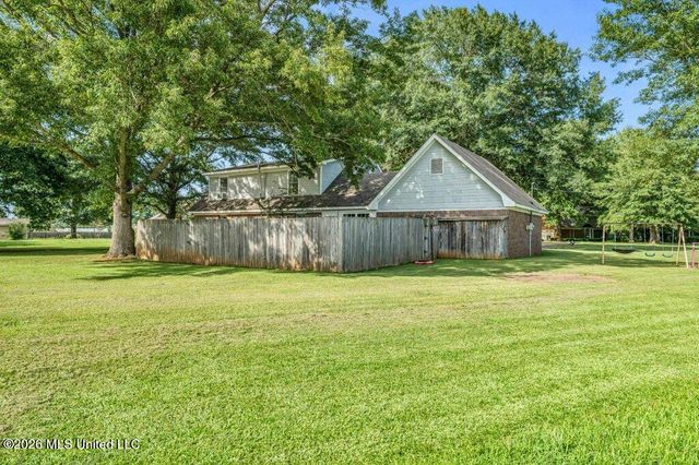 108 Countryside Lane, Columbus, MS 39702