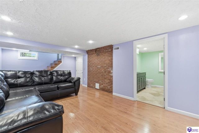 923 N Main Street, Elizabethtown, KY 42701