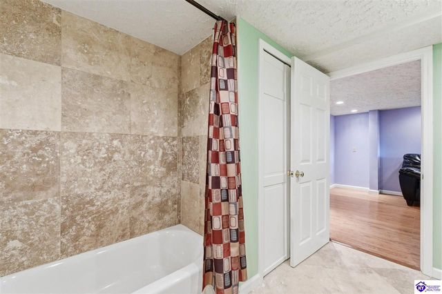923 N Main Street, Elizabethtown, KY 42701