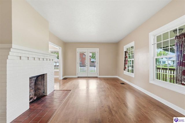 923 N Main Street, Elizabethtown, KY 42701