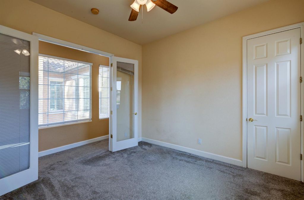 Image 19 of property listing at 4968 W Pinedale Avenue, Fresno, CA 93722