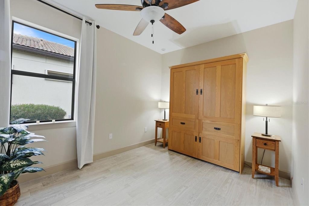 Image 29 of property listing at 17523 HAMPTON FALLS TERRACE, Bradenton, FL 34202