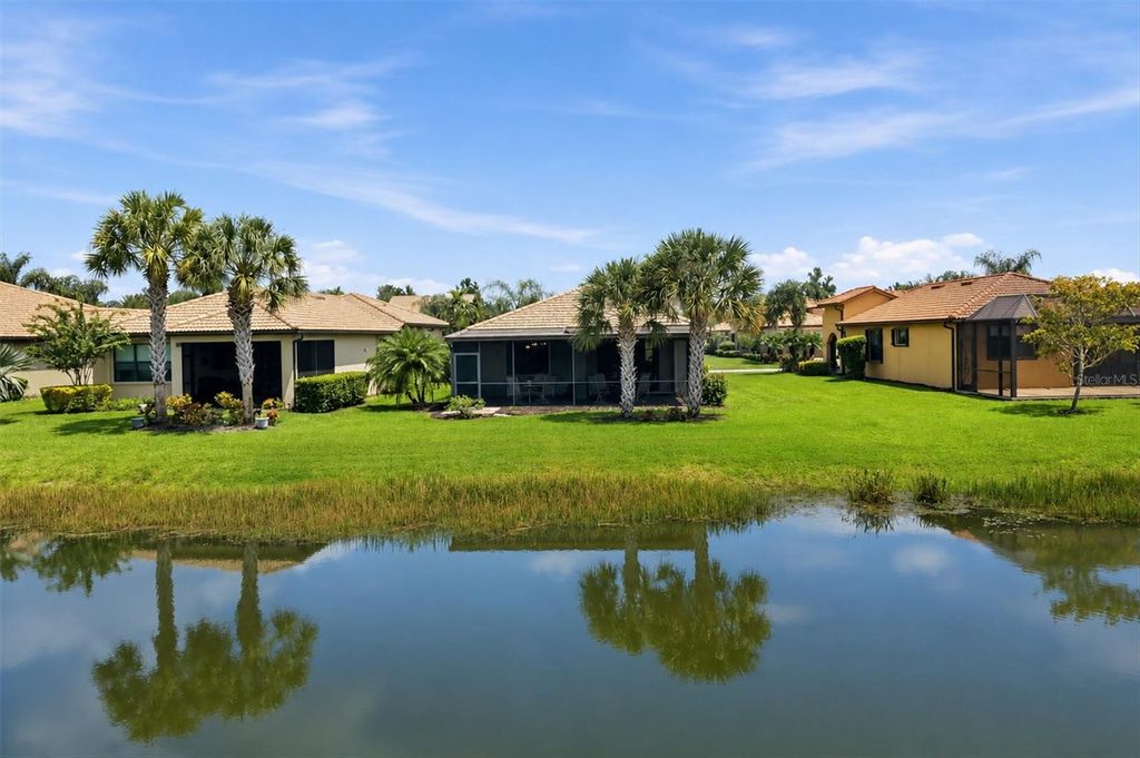 Image 42 of property listing at 17523 HAMPTON FALLS TERRACE, Bradenton, FL 34202